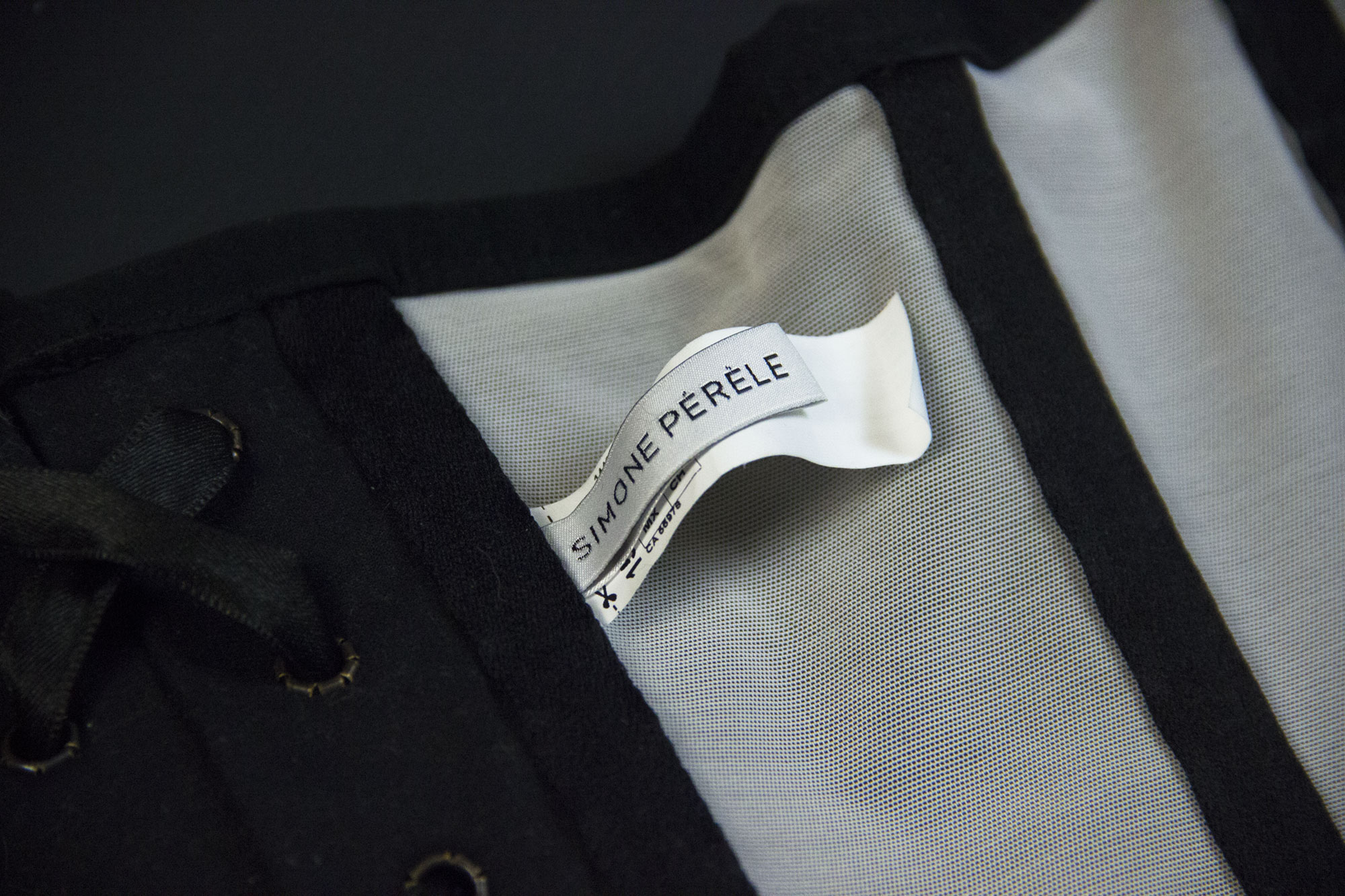 Обзор корсета от французского бренда нижнего белья Simone Perele